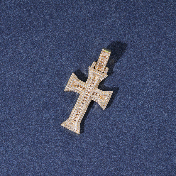 BAGUETTE CROSS PENDANT - GOLD