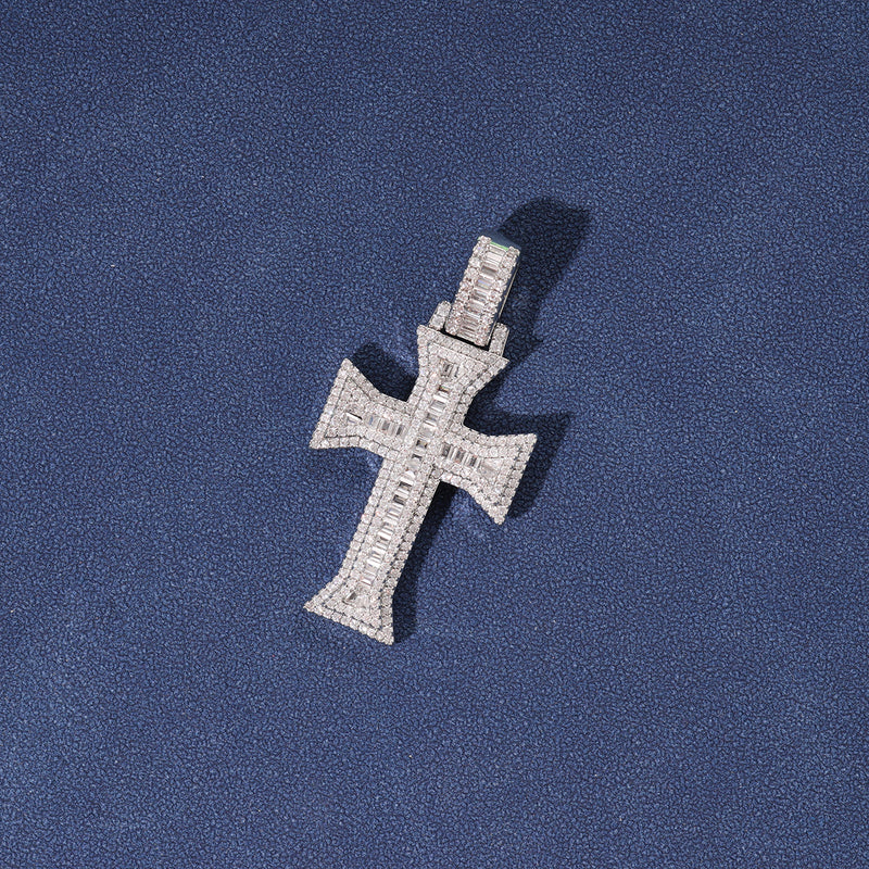 BAGUETTE CROSS PENDANT - WHITE GOLD