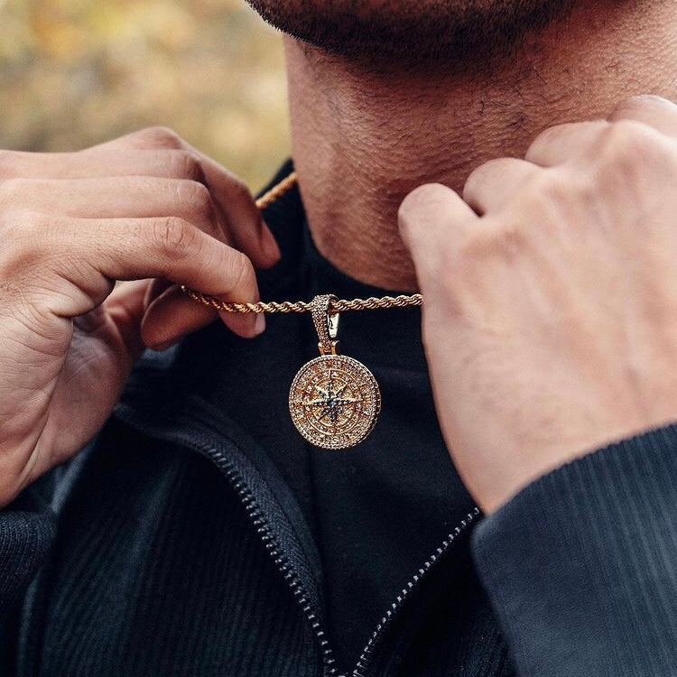 ICED COMPASS PENDANT - GOLD