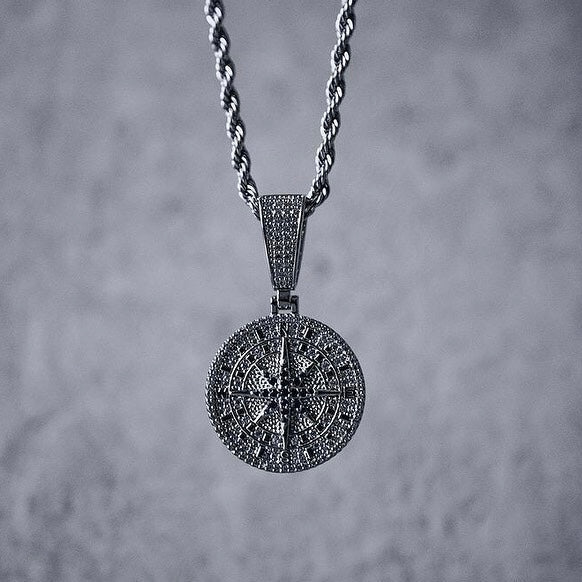 ICED COMPASS PENDANT - WHITE GOLD