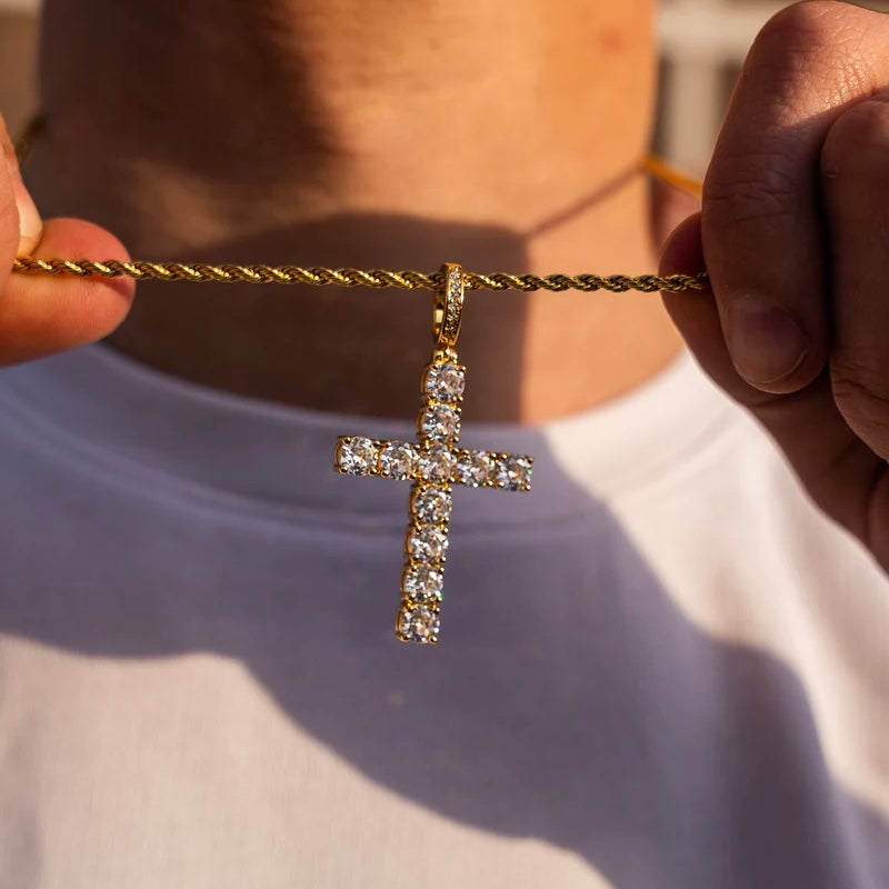 CROSS PENDANT - GOLD